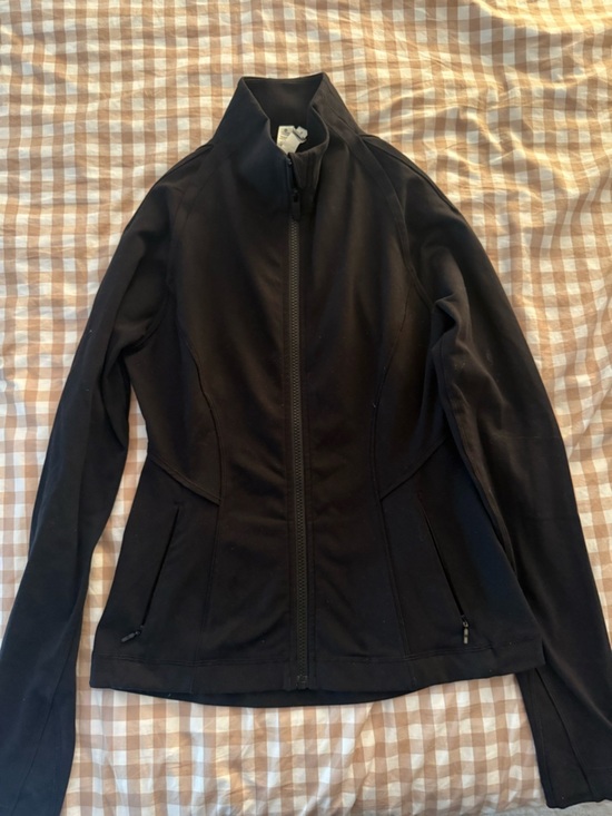 lululemon athletica Tops - Women’s lululemon zip up track like jacket size 6